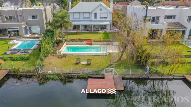 Casa al agua con 4 dormitorios en alquiler en el barrio  Los Castores Nordelta