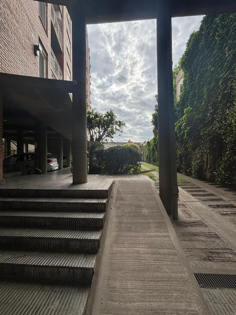 VENTA DEPARTAMENTO 2 DORM. REP SEXTA CON COCHERA foto 2