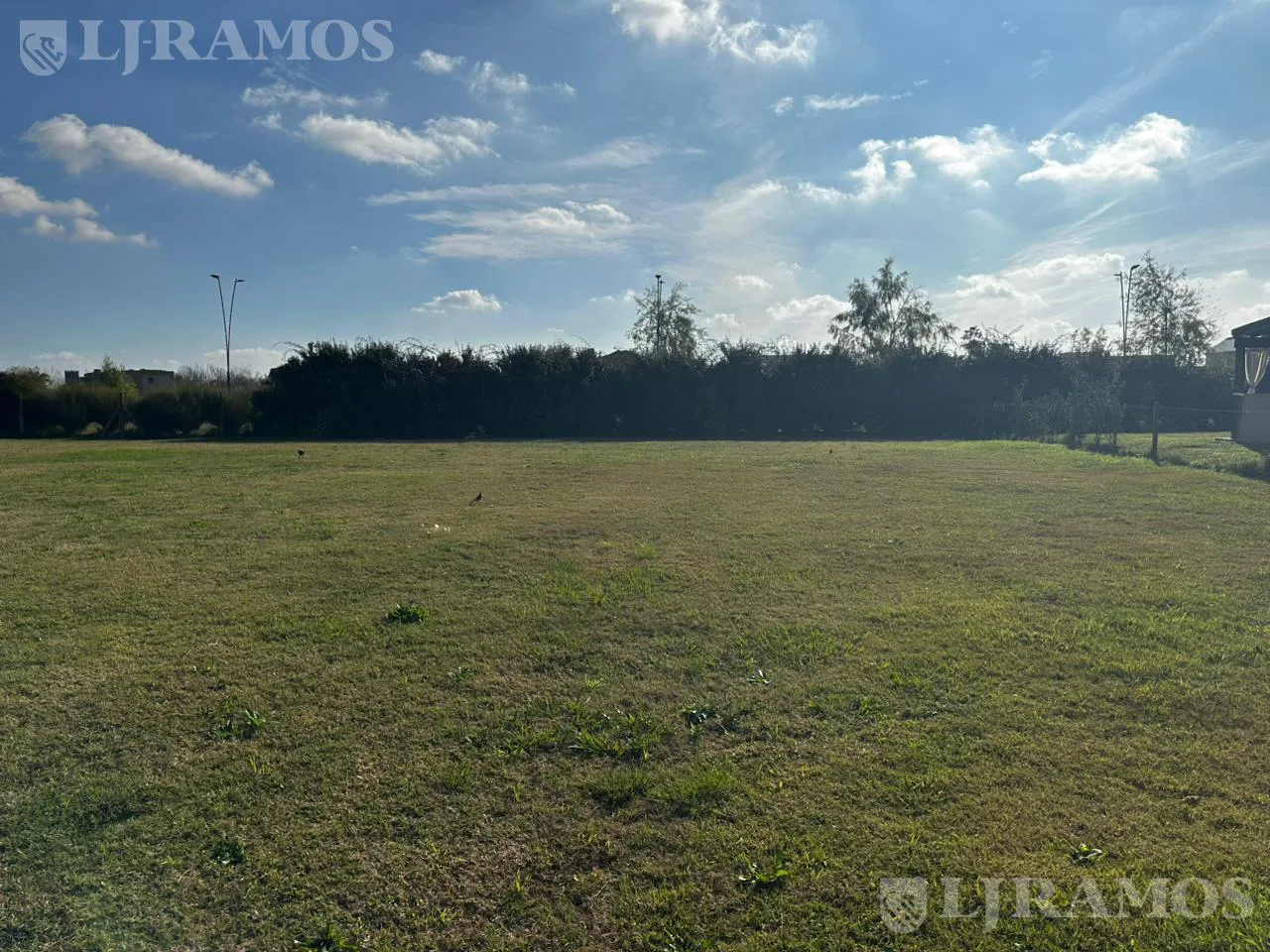 Terreno en venta en Puertos Acacias Troncal con vistas a la laguna PG foto 2