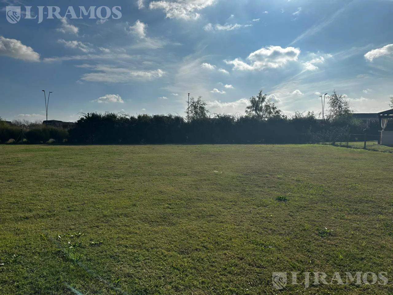 Terreno en venta en Puertos Acacias Troncal con vistas a la laguna PG foto 3