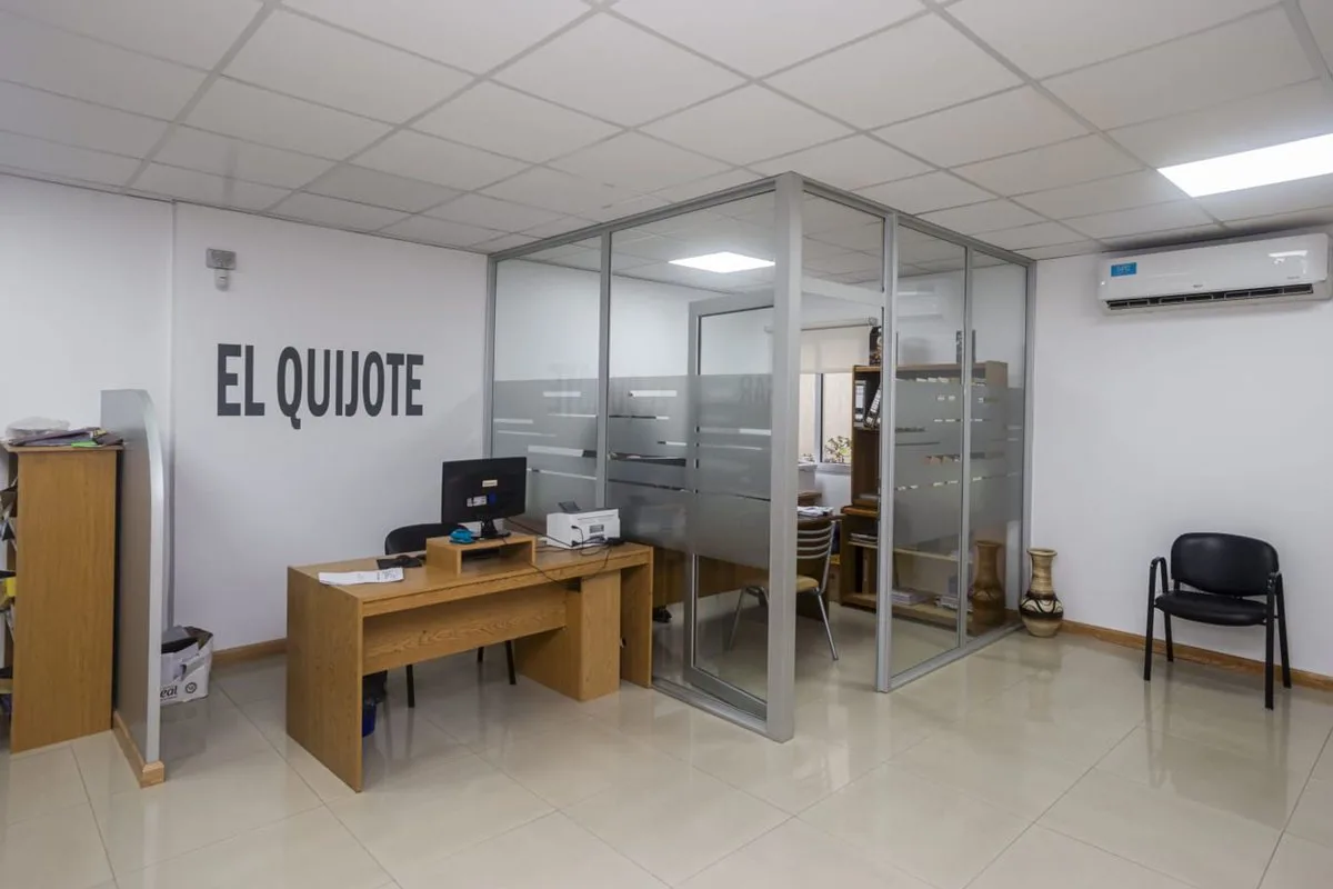 IMPORTANTE PROPIEDAD PARA EMPRESA EN VENTA foto 3
