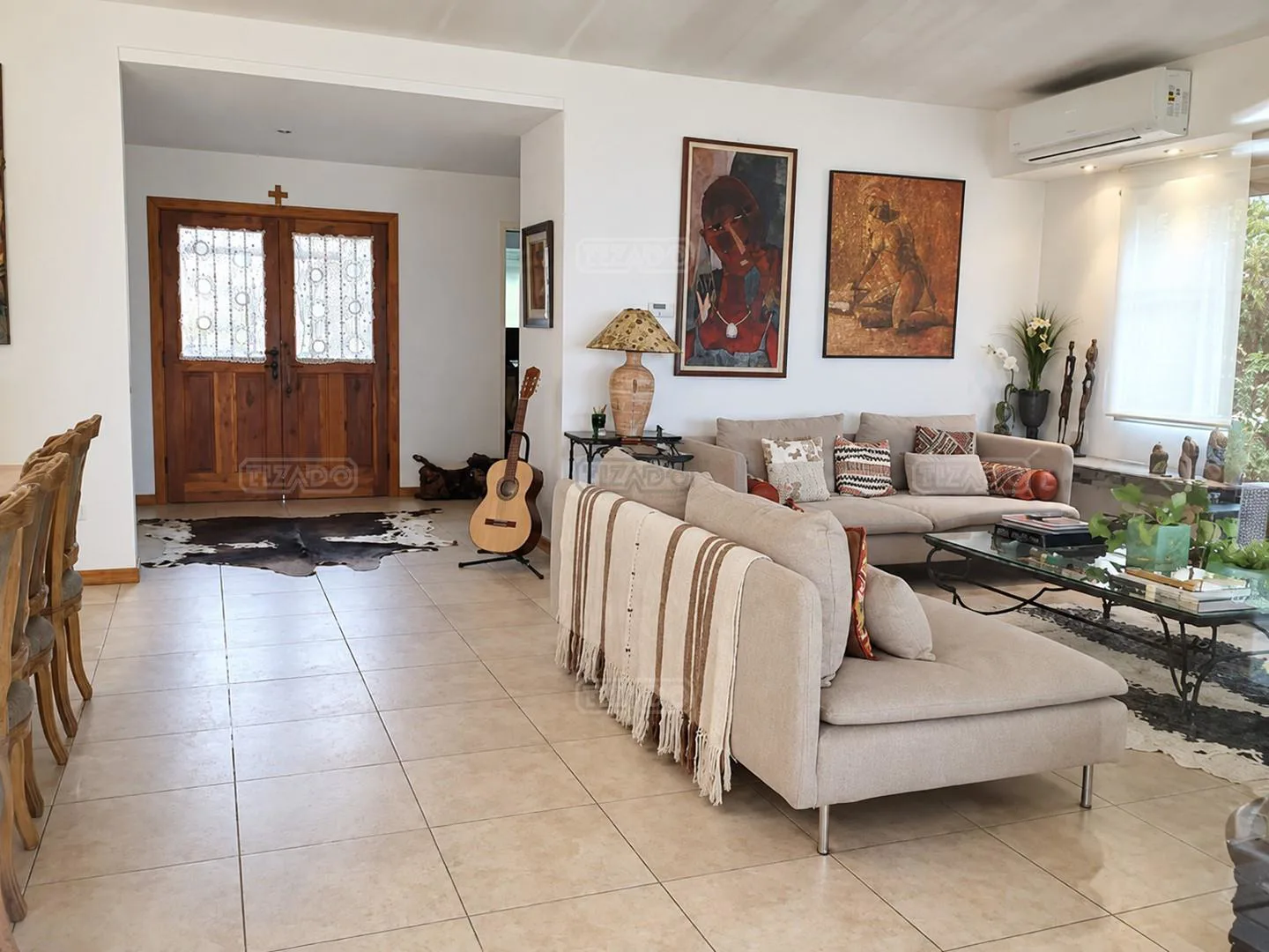 4-Bedroom Lakefront House with Infinity Pool and Dock in Talar del Lago 2 – photo 5 of 12