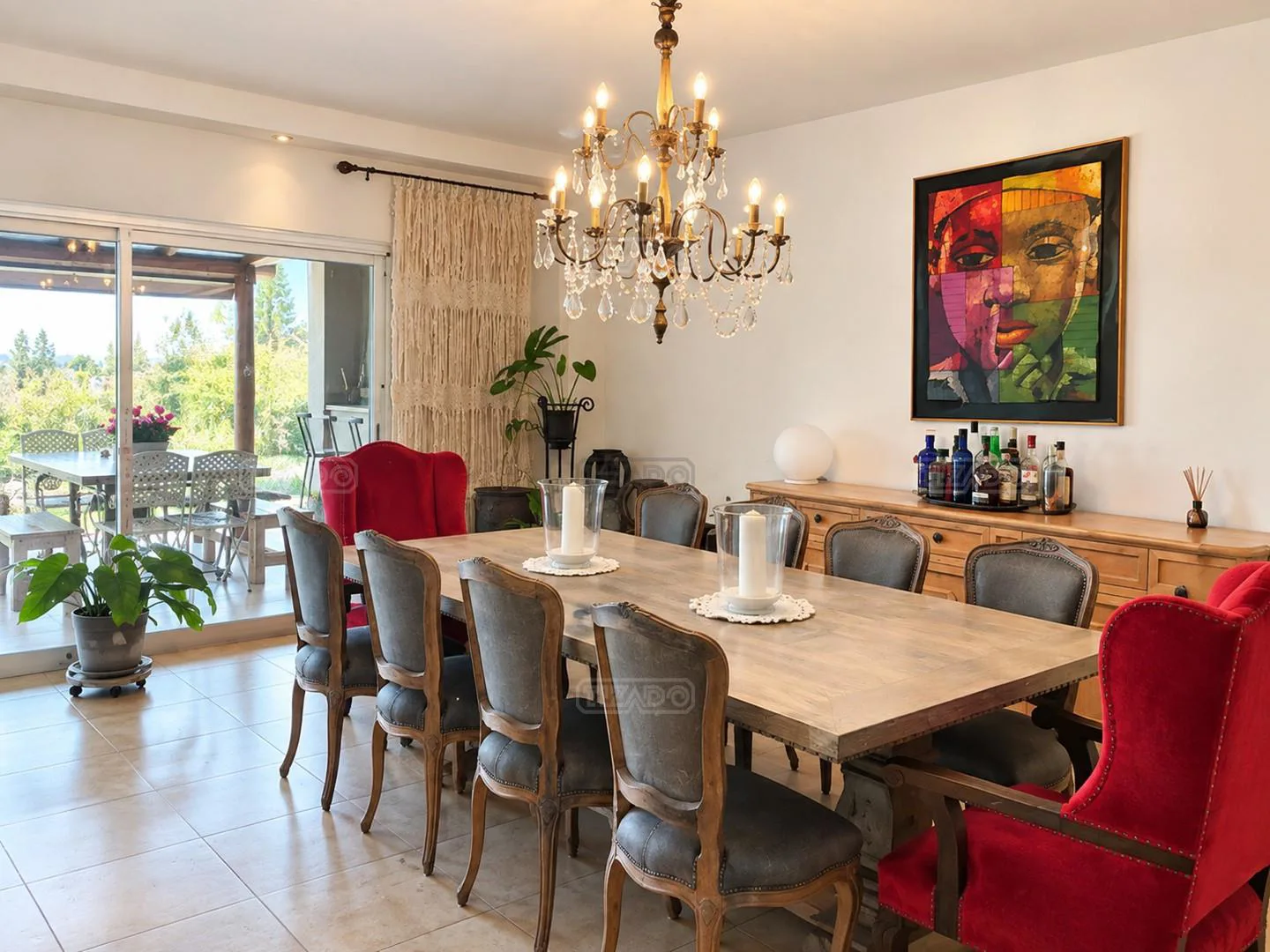 4-Bedroom Lakefront House with Infinity Pool and Dock in Talar del Lago 2 – photo 7 of 12
