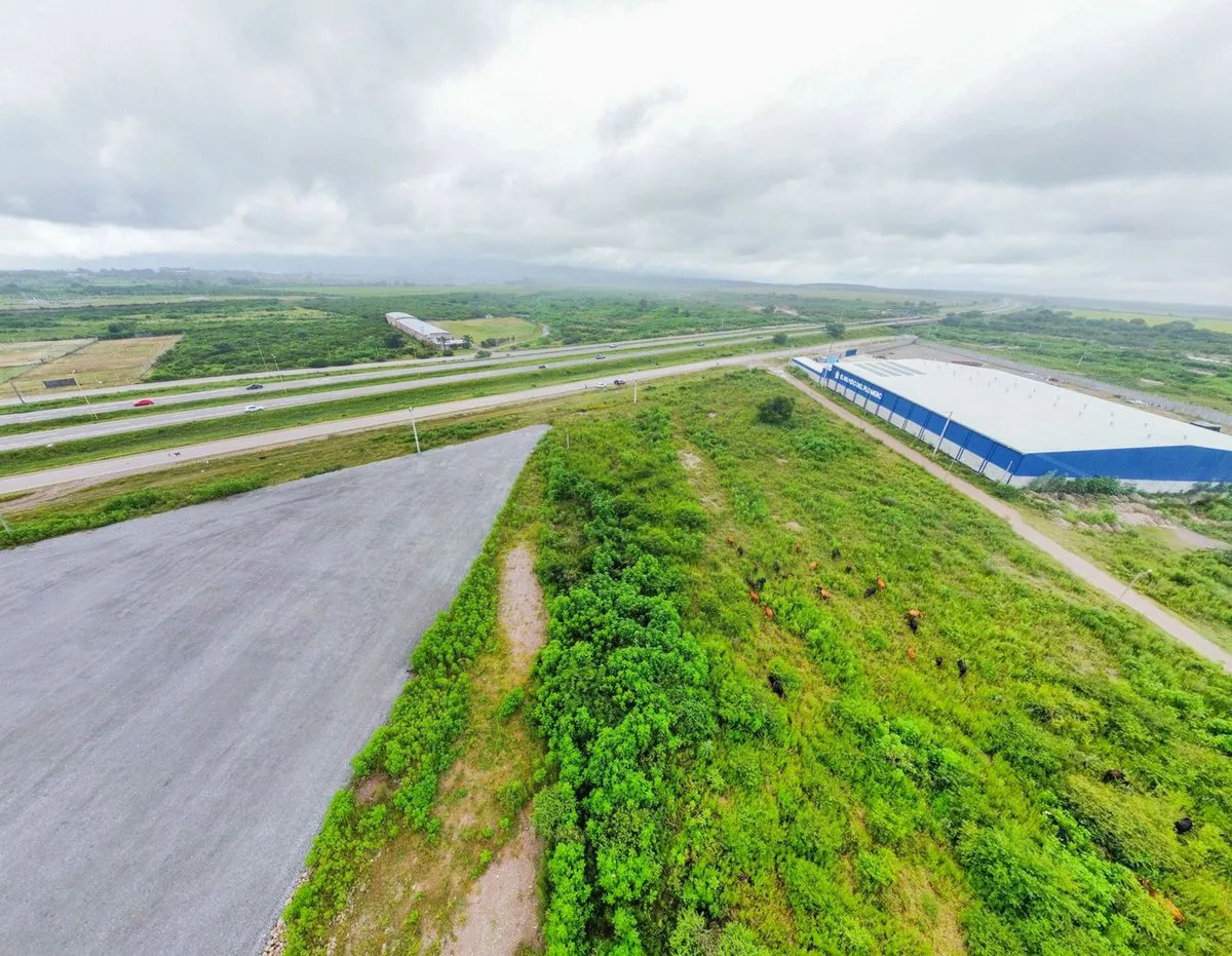 TERRENO 3200 M2 - PARQUE INDUSTRIAL PALPALÁ foto 2
