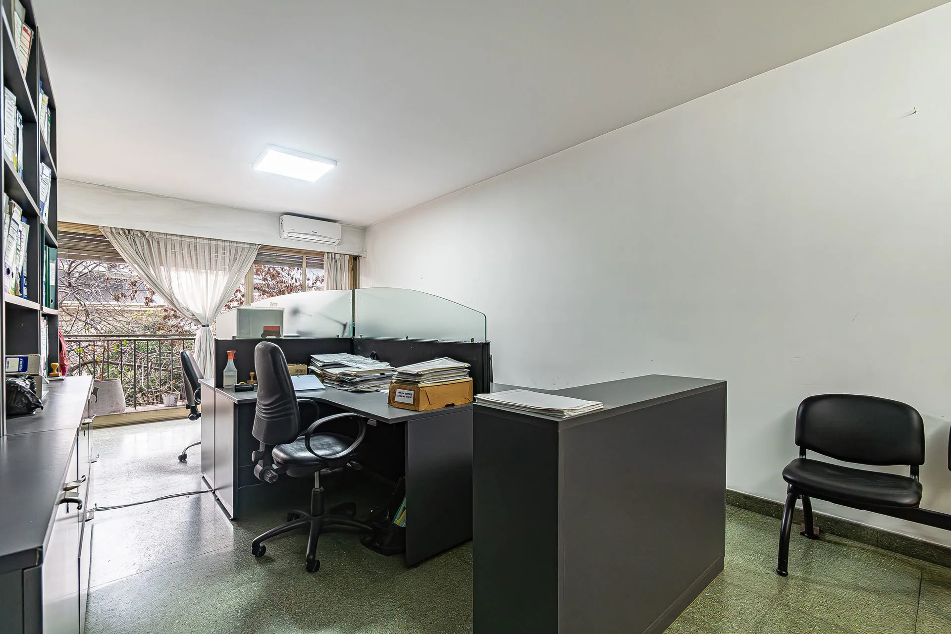 VENTA DEPARTAMENTO 4 AMBIENTES ALMAGRO BALCON foto 2