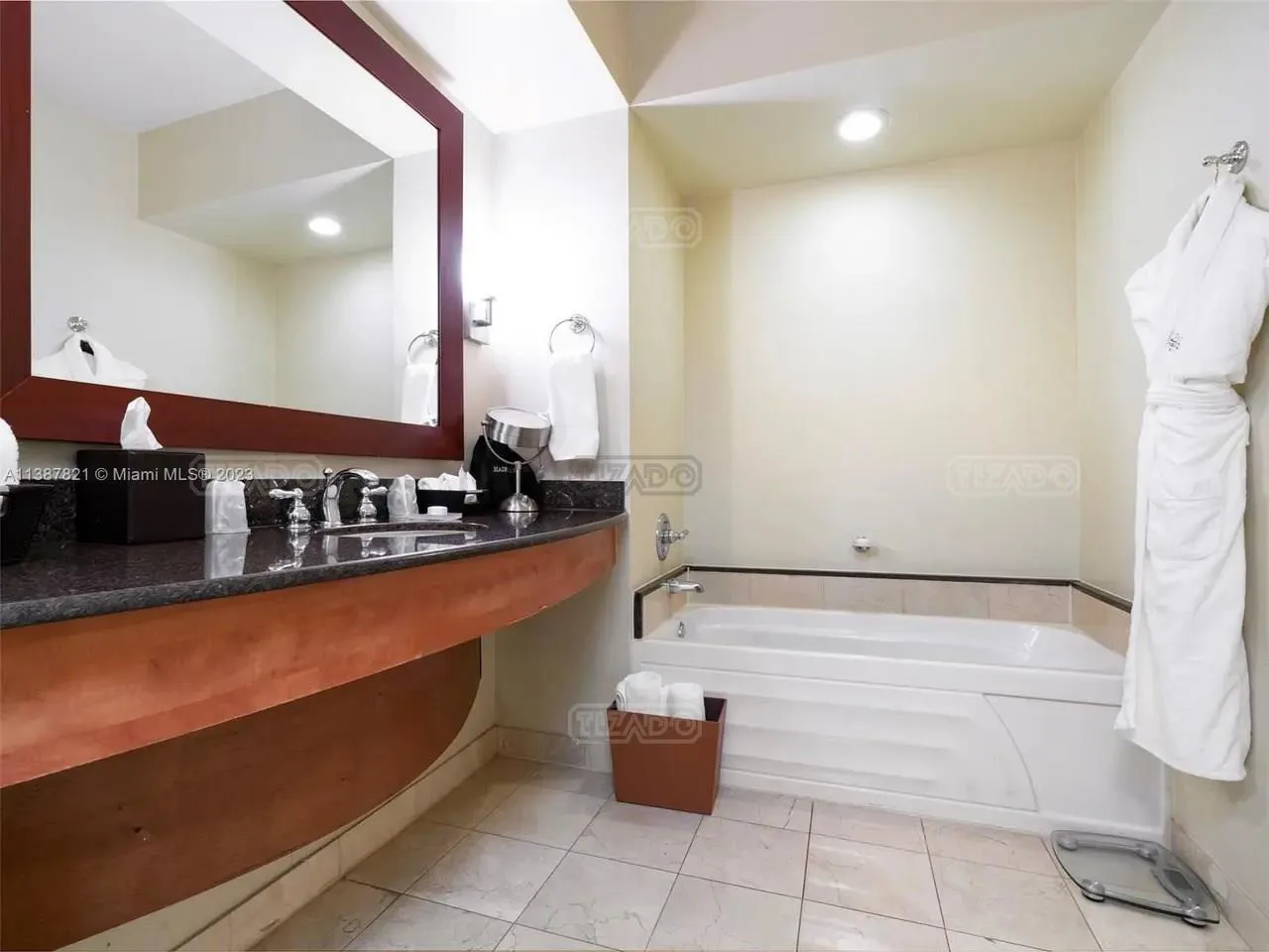 18001 Collins Ave #811 18000 foto 3