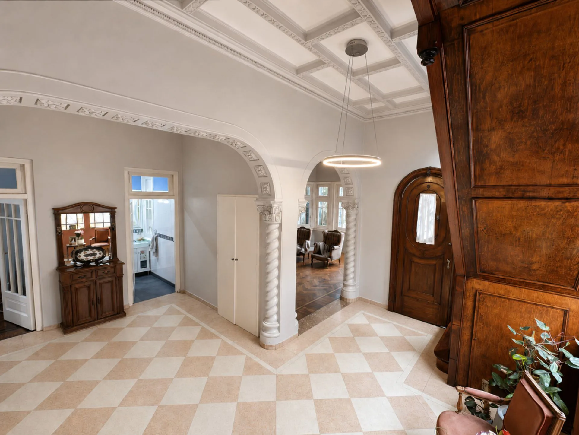 VENTA  EXCEPCIONAL CASONA HISTORICA BANFIELD foto 3