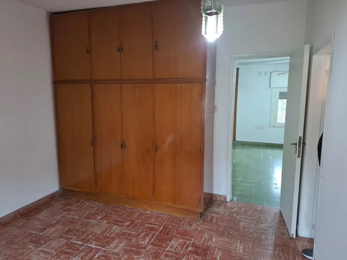 CASA EN VENTA  EN MARIANO ACOSTA, PDO. MERLO. foto 5