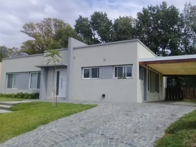 Casa de 4 ambientes en Fincas de Iraola 3.