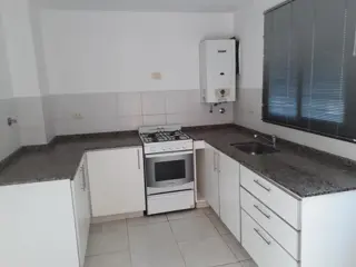 Dupex 2 Dorm. + Venta + Villa Rivera Indarte + Poca Antigüedad + Escritura foto 3