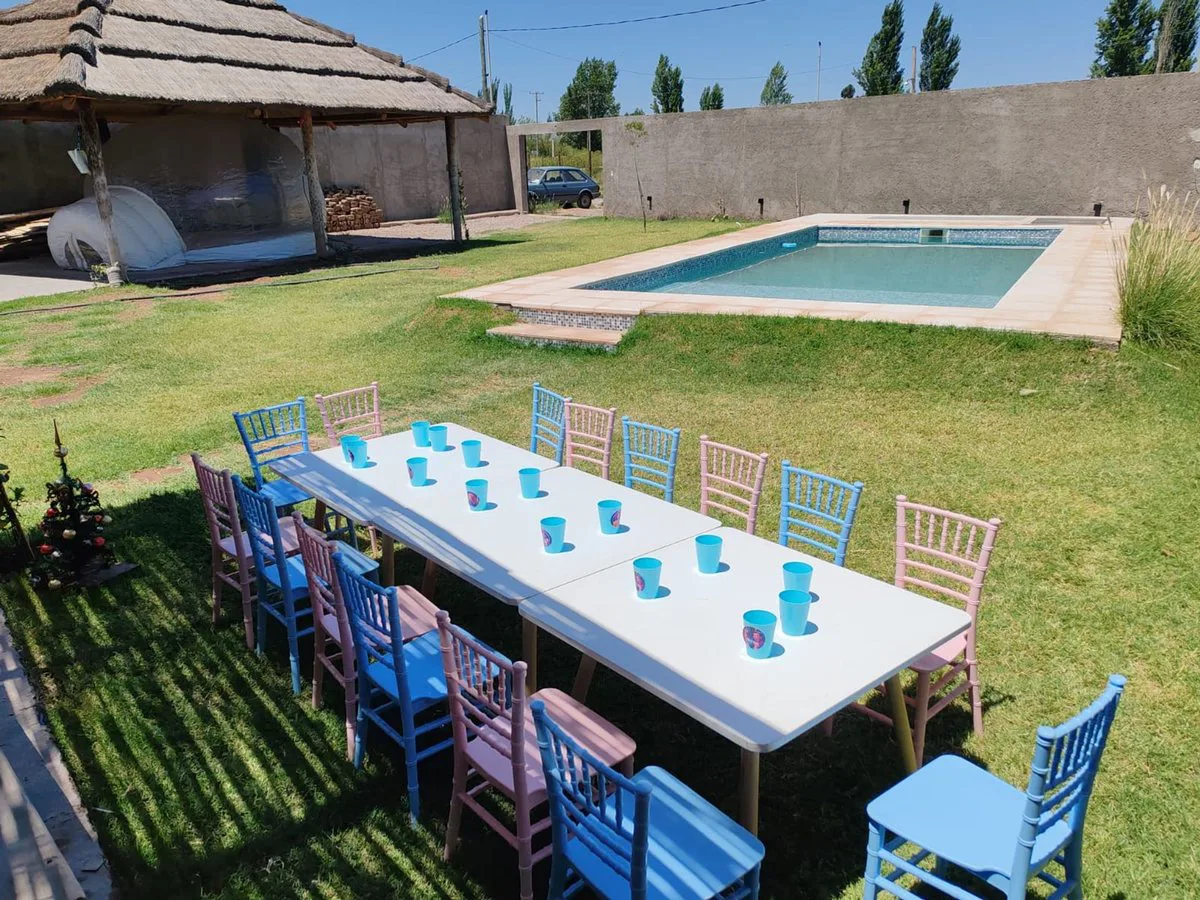 CASA CON PILETA EN VENTA B° DOMINIOS 3 CORRALITOS foto 4