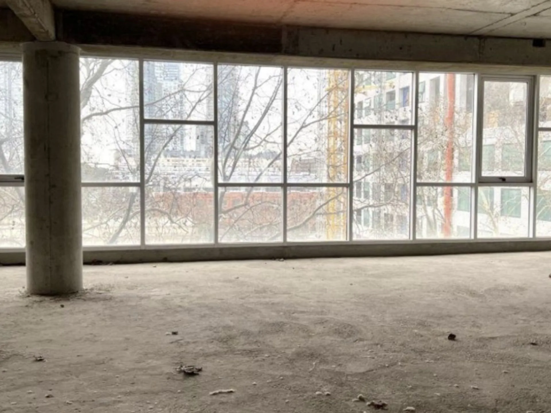 OFICINA EN VENTA A ESTRENAR – 184 m² – 3 COCHERAS foto 5