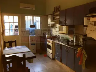 Amplio PH Planta Baja Al Frente, Tipo Casa, Totalmente Independiente. APTO CREDITO. foto 5