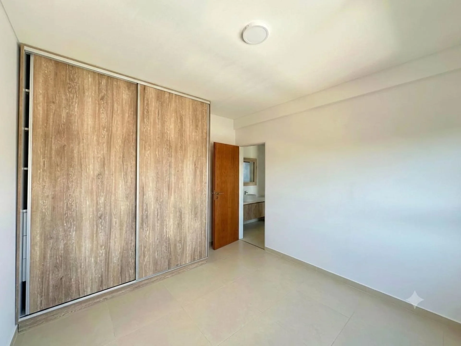 VENTA DEPA 2 AMBIENTES/ SAN JUSTO FINANCIA foto 3