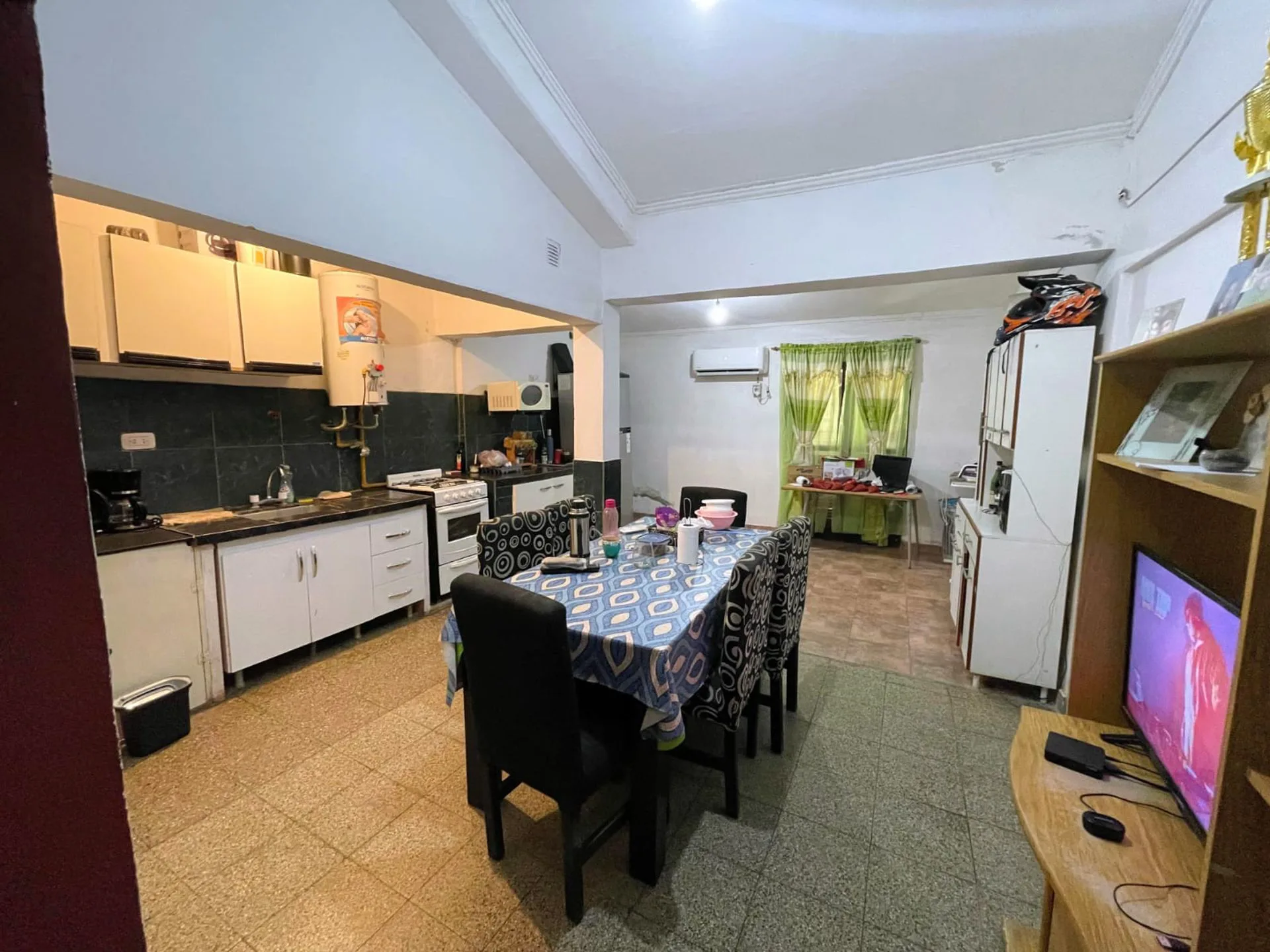 SE VENDE CASA EN B° PARQUE AMÉRICA foto 5