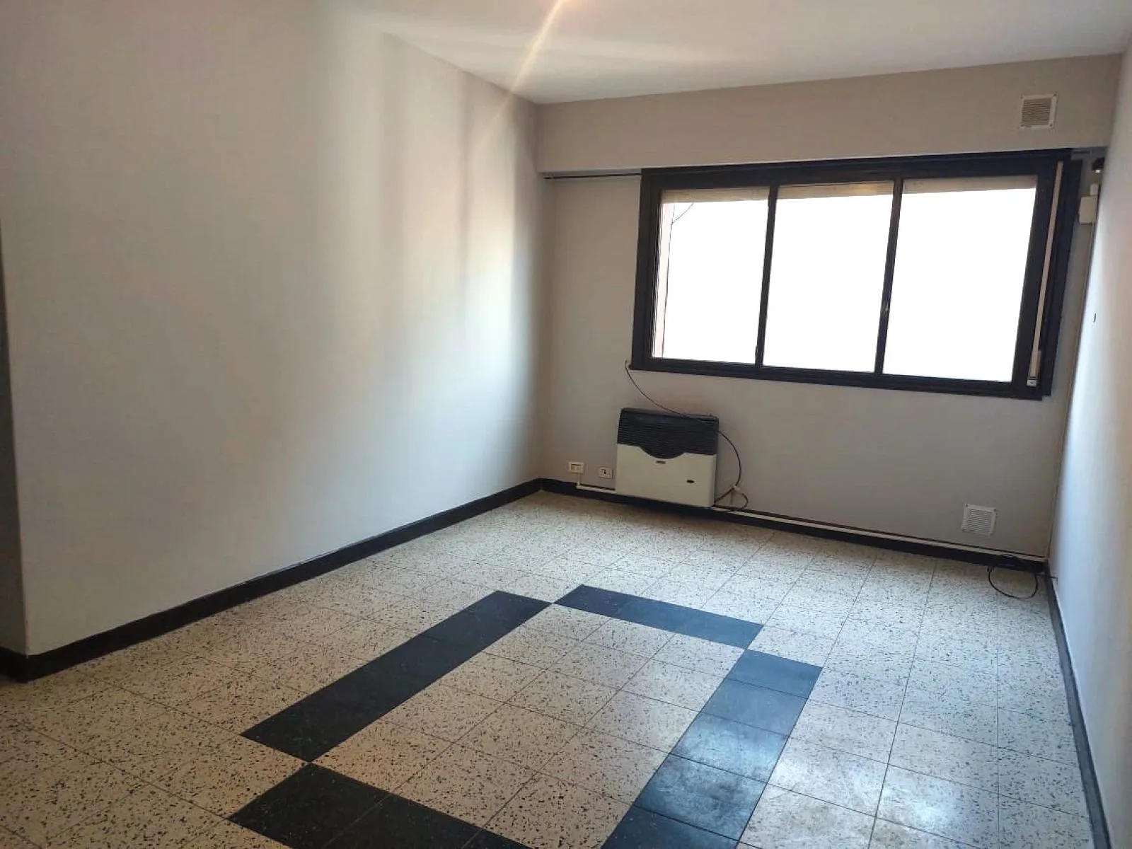 VENTA Departamento APTO PROFESIONAL foto 3