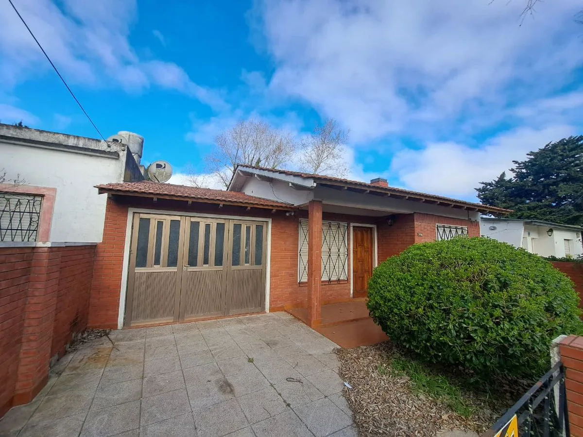 VENTA DE CASA EN SAN CLEMENTE DEL TUYU