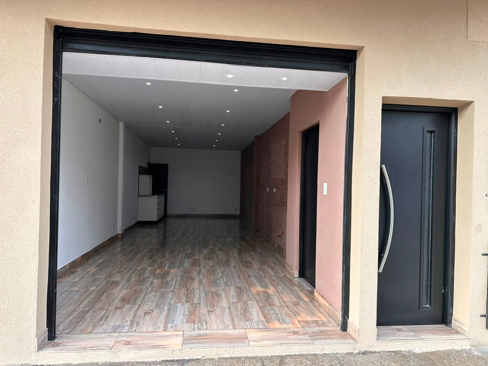 ALQUILER LOCAL COMERCIAL PABLO PODESTA 55 M2 foto 4