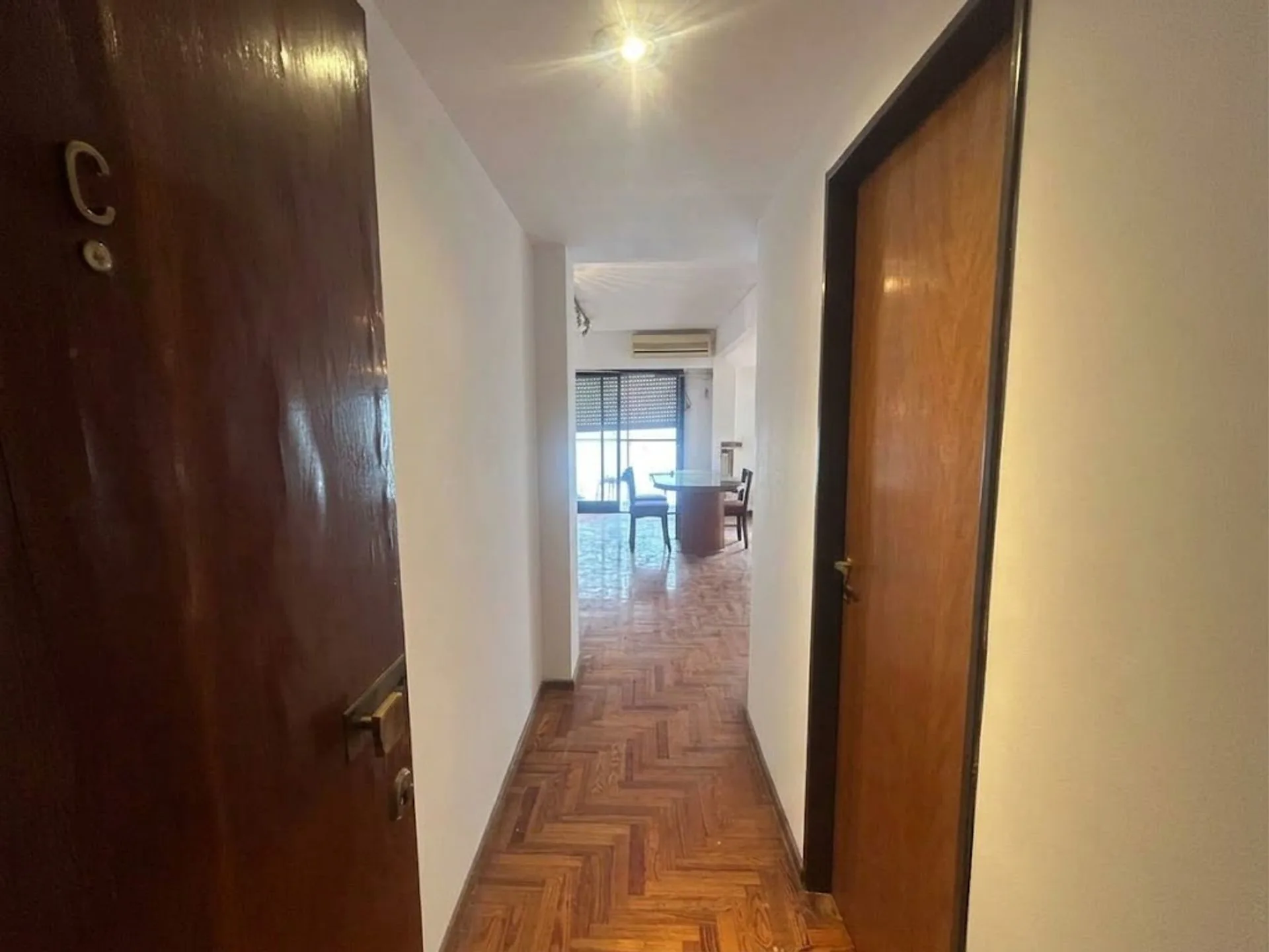 VENTA SEMIPISO 4 AMBIENTES CON COCHERA DOBLE foto 5