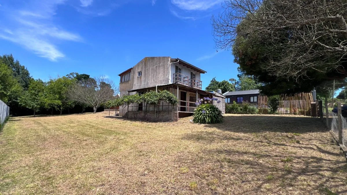 VENTA CASA 4 AMBIENTES CON PILETA EN SIERRA MDP foto 3