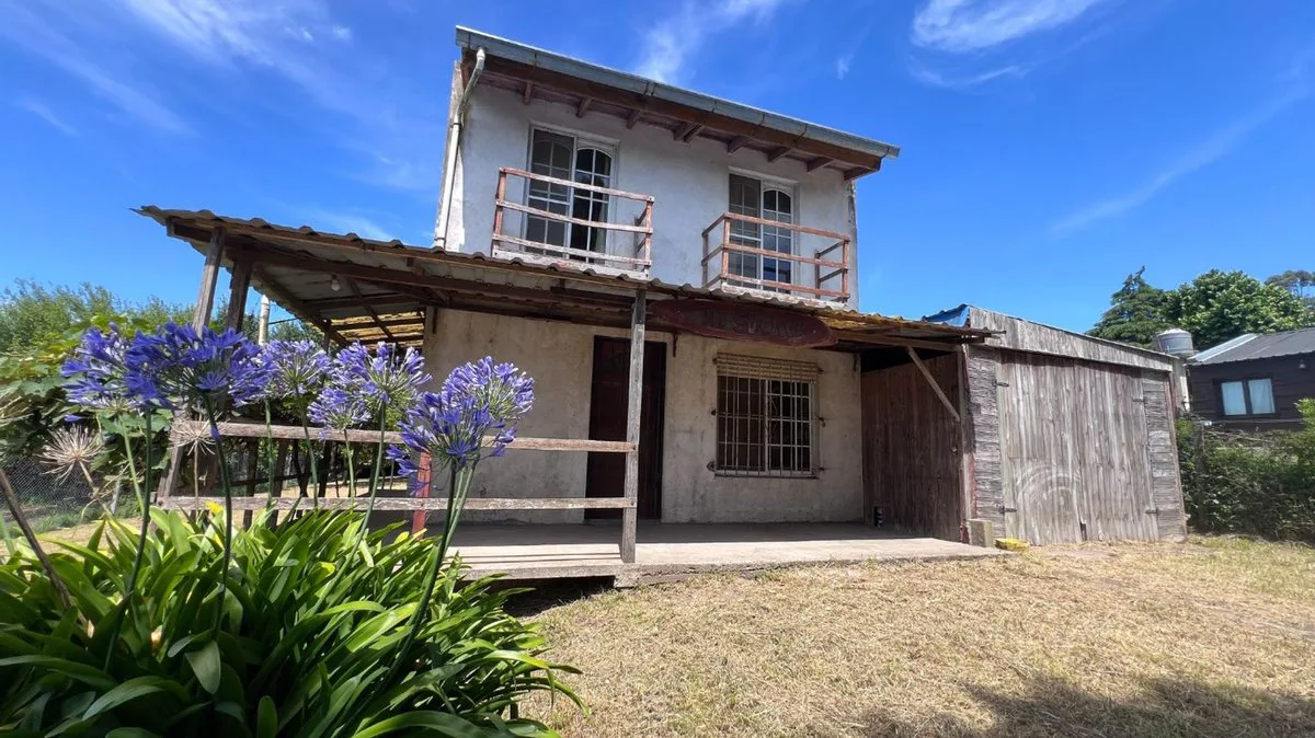 VENTA CASA 4 AMBIENTES CON PILETA EN SIERRA MDP foto 4