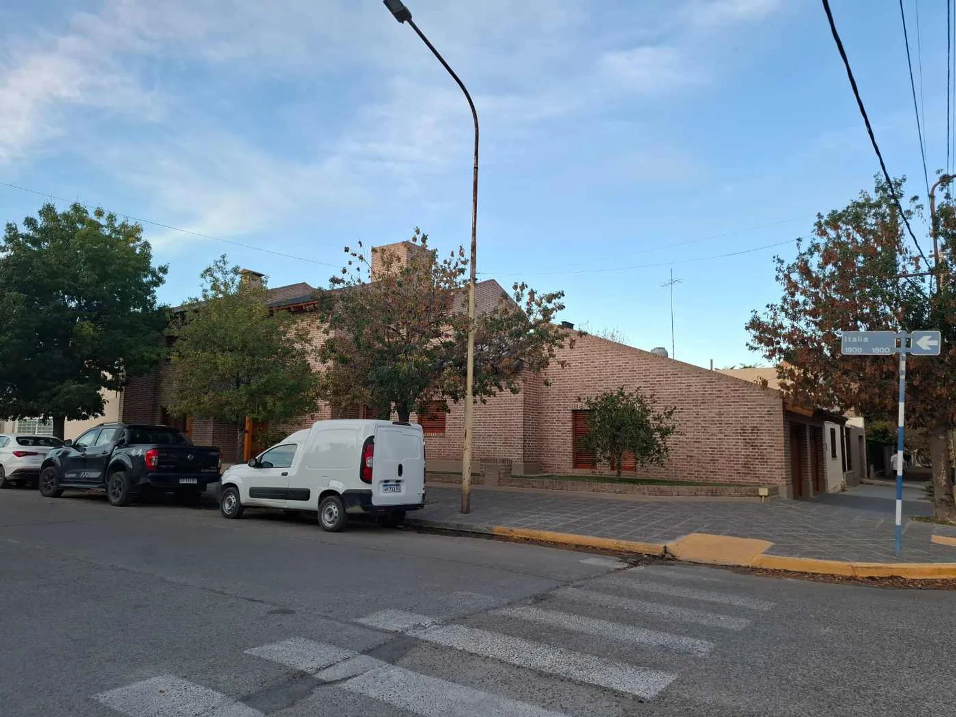 Excelente propiedad en Venta Centro Gral Roca foto 2