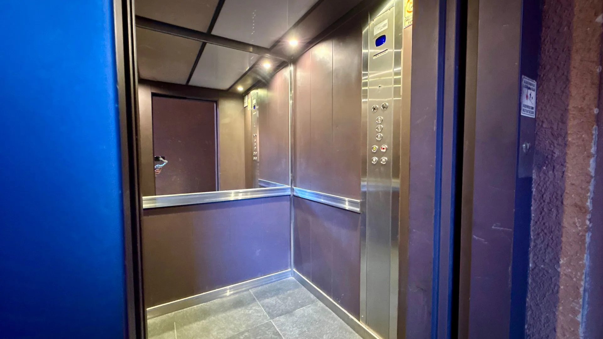 LOFT INDUSTRIAL EN COMPLEJO CON PISCINA/VTE LOPEZ foto 4