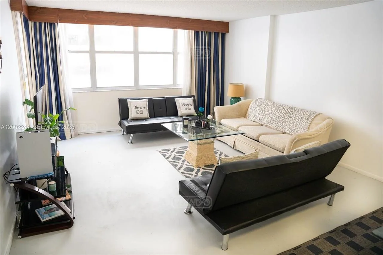 6039 Collins Ave #412 6000 foto 3