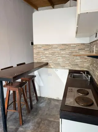 ALQUILER DPTO DOS AMBIENTES . BUENA UBICACION foto 5