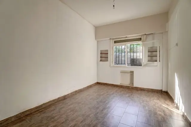 VENTA | Dpto 3 Amb c/depende | PB Frente | Almagro