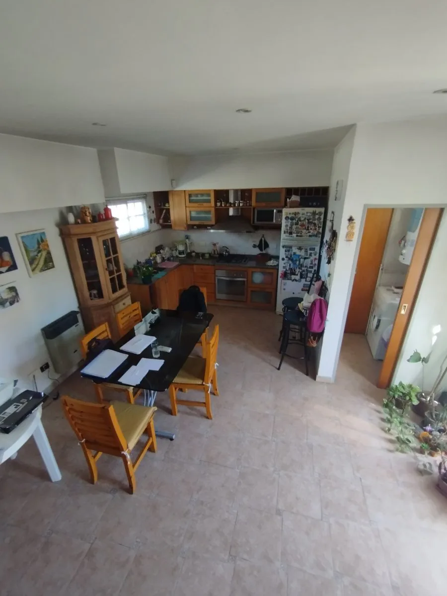 Casa en castelar en venta foto 3
