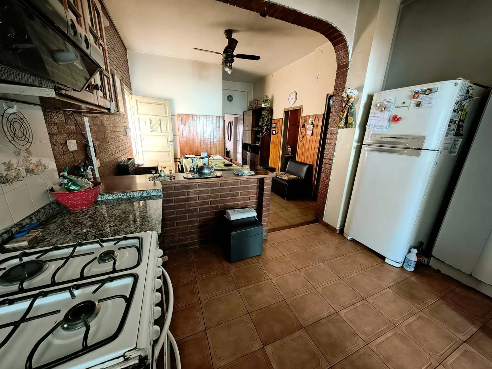 VENTA CASA 4 AMB EN RAMOS MEJÍA COCHERA Y PATIO foto 3