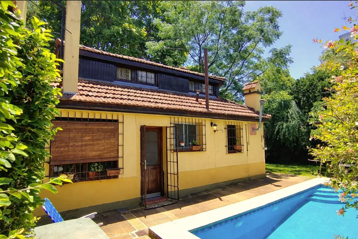 Venta Casa Estilo Inglés en La Lucila foto 2