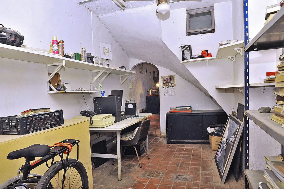 CASA 4 amb en VENTA en FLORES y terraza + ESTUDIO foto 5