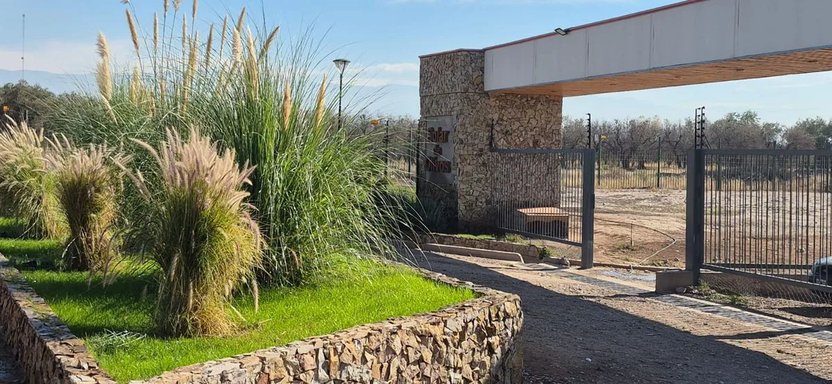 Venta Lote en Barrio Privado Solar de Olivos Maipu