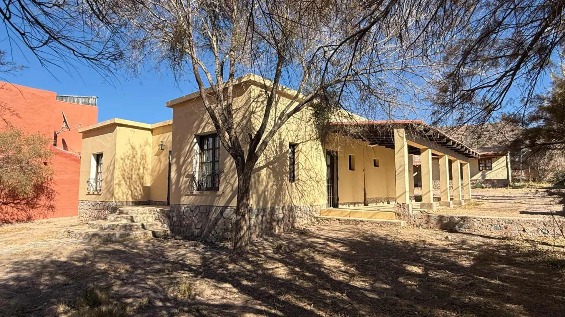 VENTA CASA 3 DORM HUCALERA foto 2
