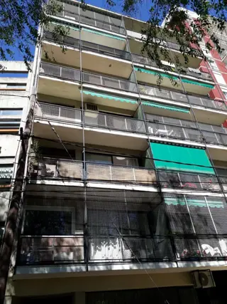 Excelente departamento a mts. estación Acassuso foto 1