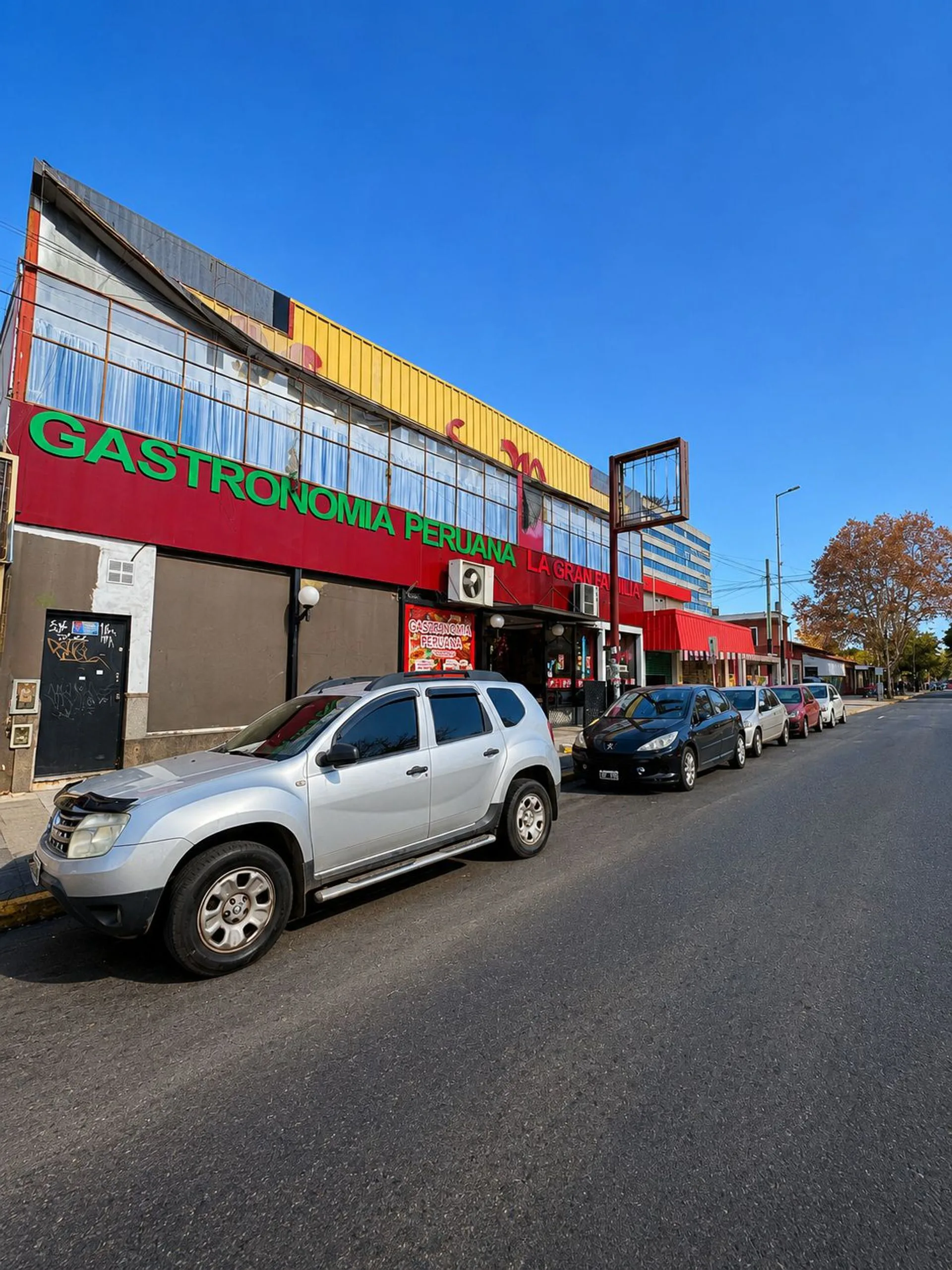 VENTA LOCAL MORON 832 MTS ESQUINA ESTRATEGICA foto 5