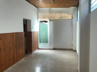 ALQUILER - PH 3 AMBIENTES CON PATIO - LA TABLADA foto 3