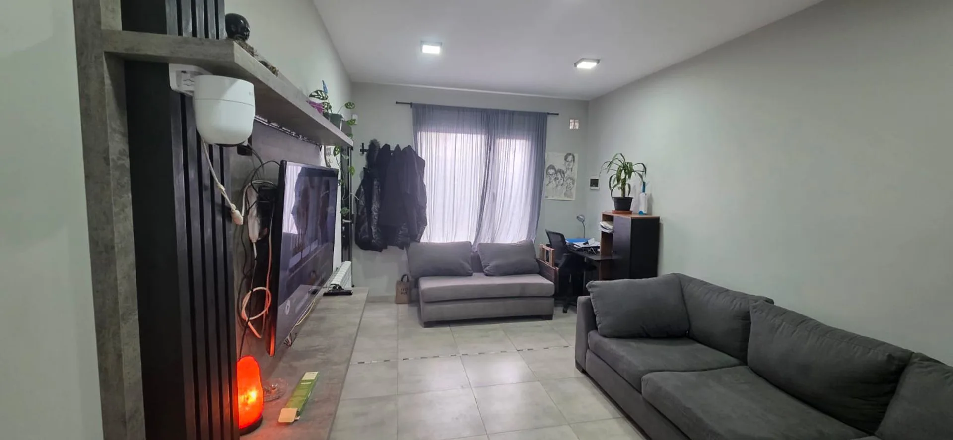 EN VENTA CASA  EN PH , PLANTA BAJA DOS DORMITORIOS foto 3