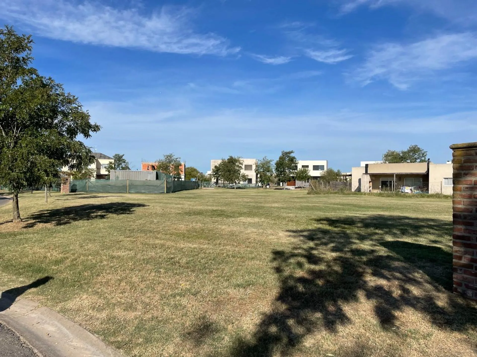 VENTA DE LOTE EN EL CANTON GOLF foto 3