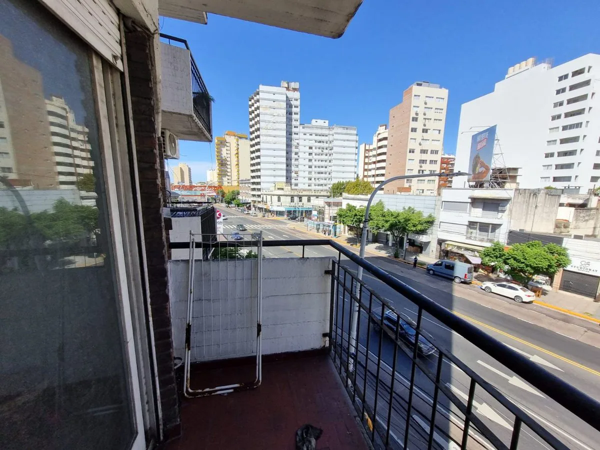 VENTA DEPARTAMENTO DOS AMBIENTES , AVELLANEDA . foto 5