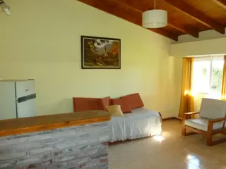 Casa a 6 cuadras del mar y a 12 cuadras de la peatonal, en Monte Hermoso foto 3