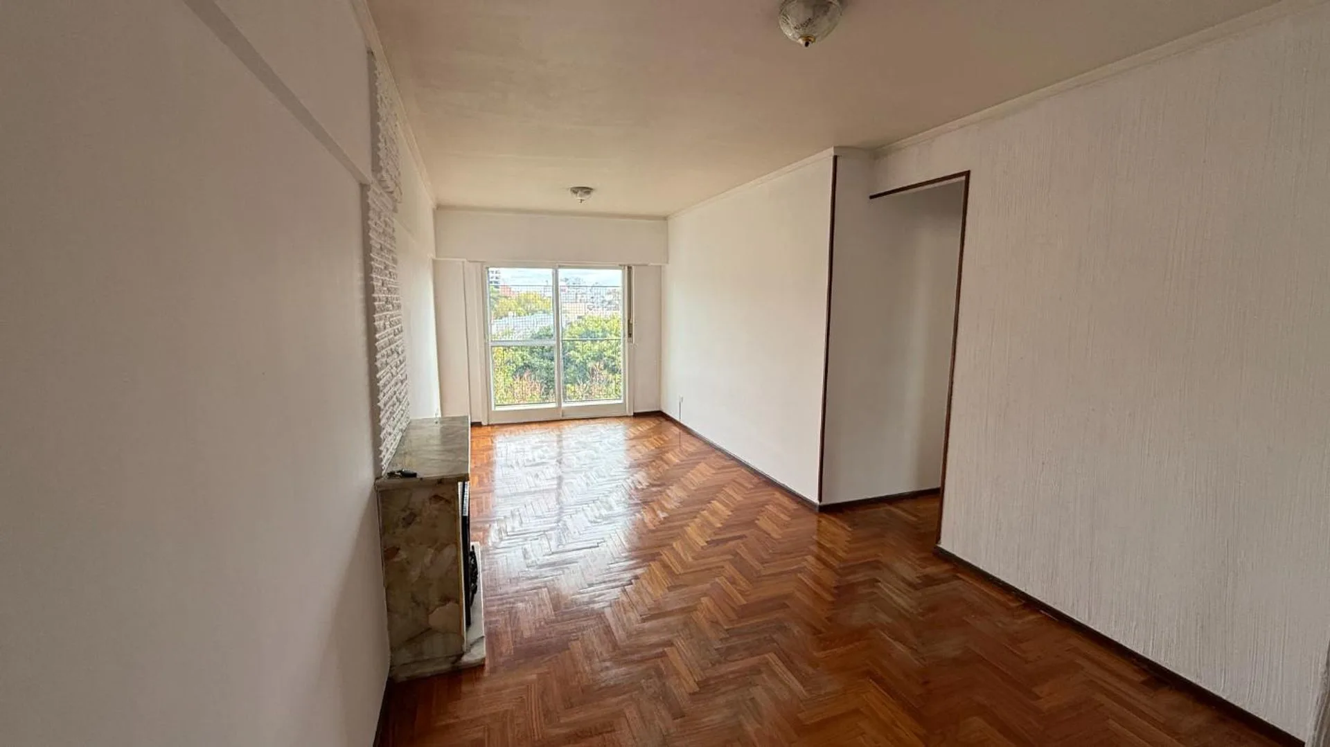 Venta departamento 3 ambientes balcon Saavedra foto 3