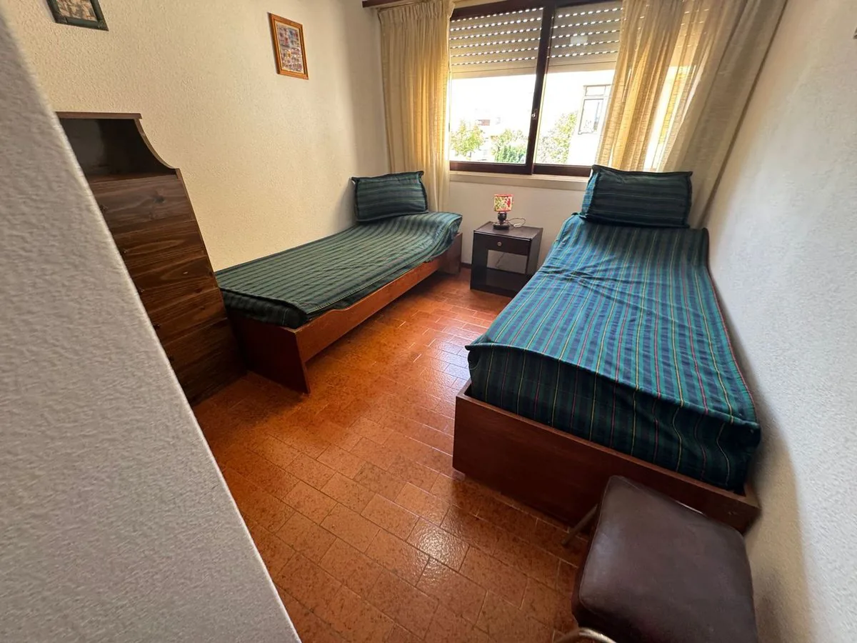 VENTA DEPARTAMENTO 3 AMBIENTES COCHERA BALCON FTE foto 5