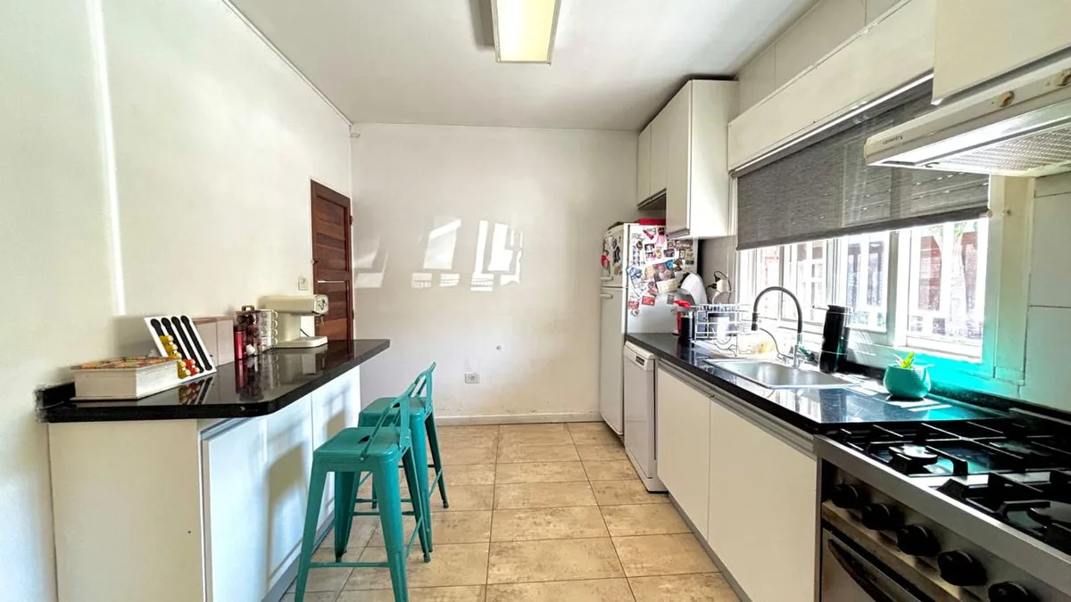 Casa 3 Dorm, 2 Baños, en Capital. Apto Credito. foto 3