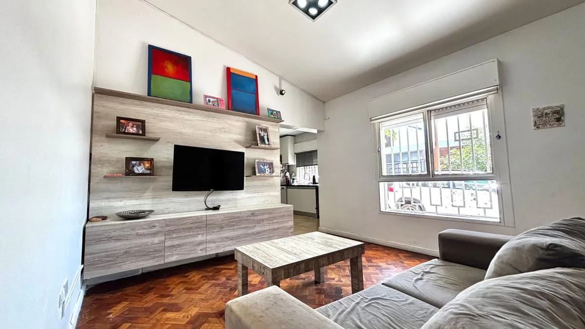 Casa 3 Dorm, 2 Baños, en Capital. Apto Credito. foto 5