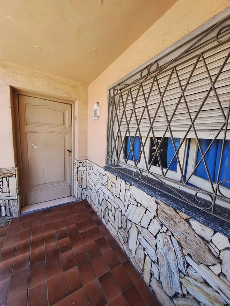 VENTA PH AL FRENTE TRES AMBIENTES CASTELAR NORTE foto 3