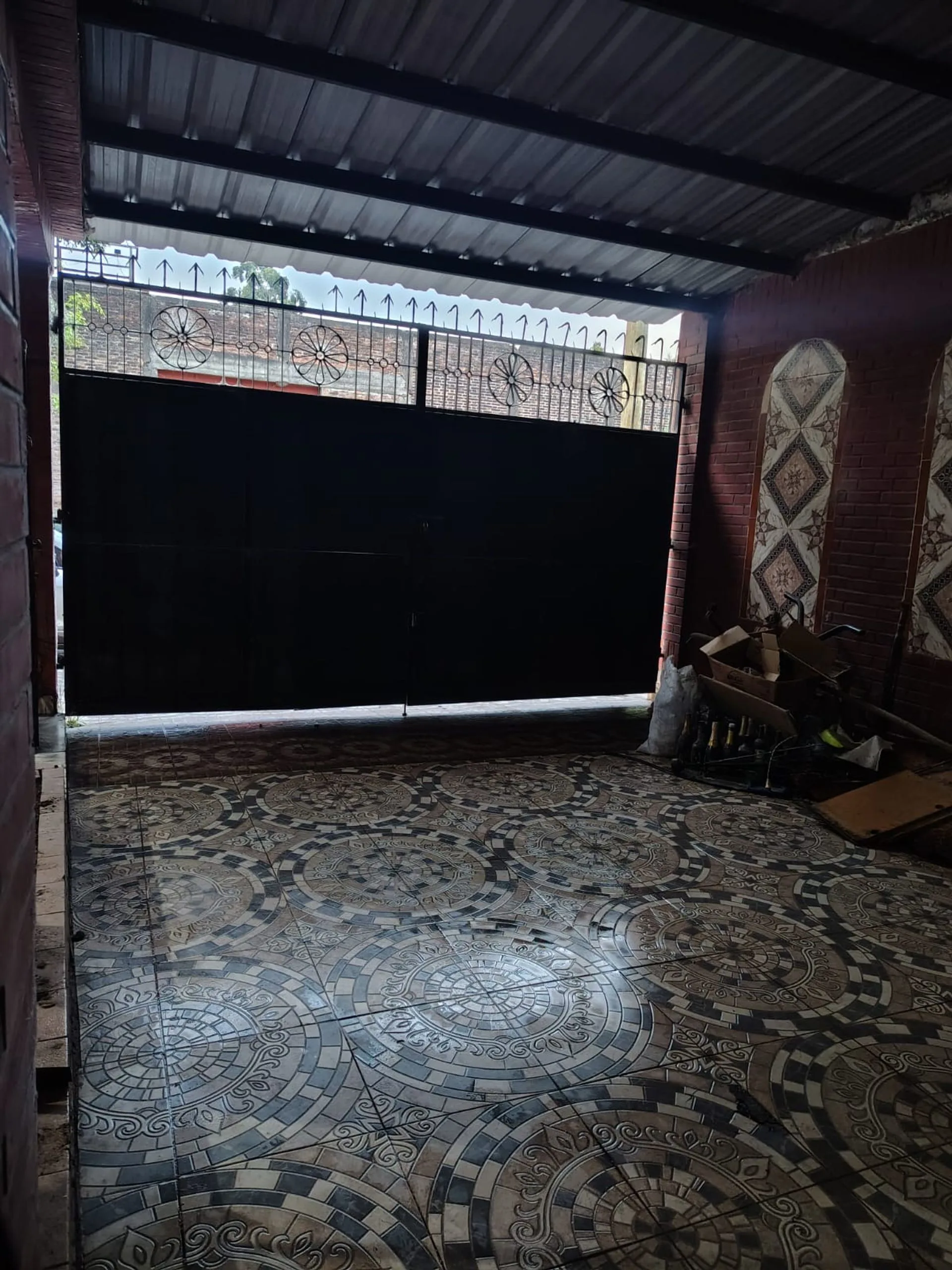 VENTA CASA 5 DORM-PARA USO COMERCIAL O RESIDENSIAL foto 2