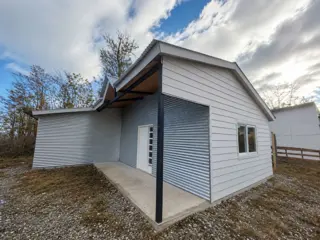 CASA EN VENTA - TOLHUIN foto 1